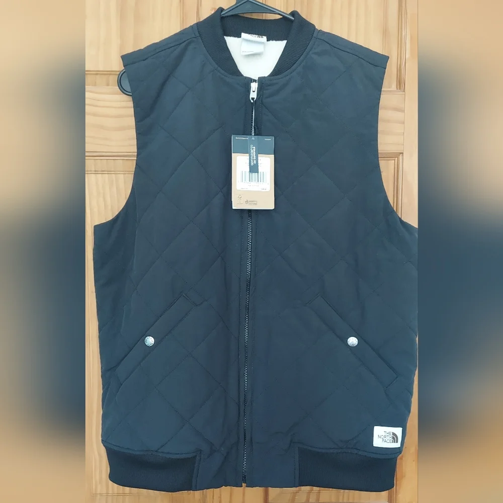 The North Face Navy & White Fleece Lined Quilted Vest Men Size Small NWT Preppy